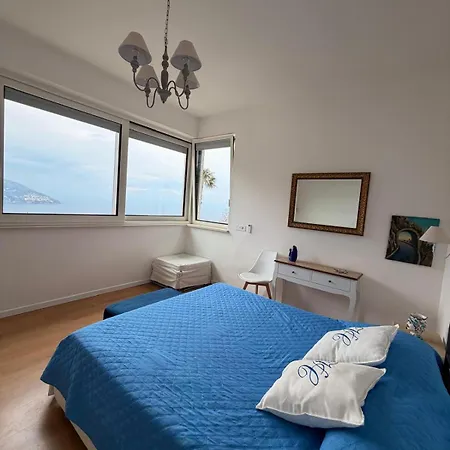 De Vivo Realty - Cristina Villa Piano di Sorrento